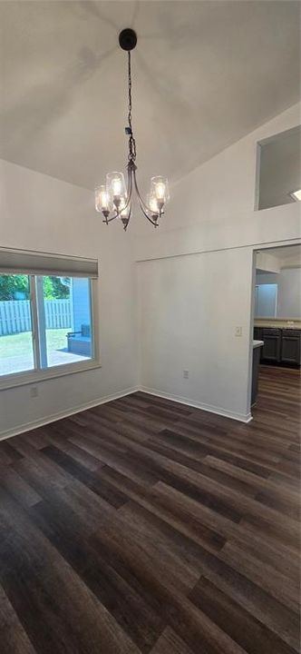В аренду: $2,800 (4 спален, 2 ванн, 2105 Квадратных фут)