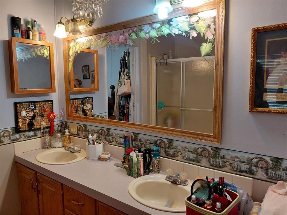 En Venta: $900,000 (3 camas, 2 baños, 1719 Pies cuadrados)