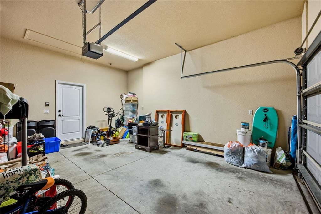 Activo con contrato: $345,000 (3 camas, 2 baños, 1574 Pies cuadrados)