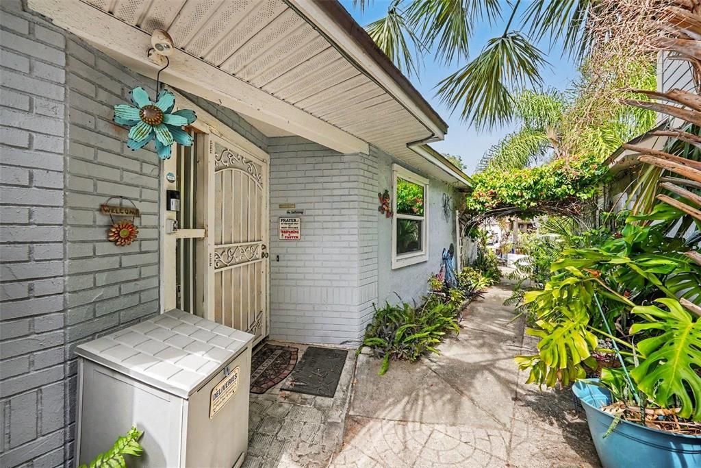 En Venta: $420,000 (3 camas, 2 baños, 1722 Pies cuadrados)
