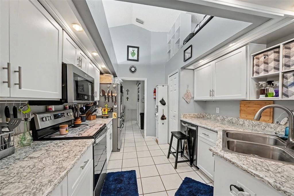 En Venta: $420,000 (3 camas, 2 baños, 1722 Pies cuadrados)