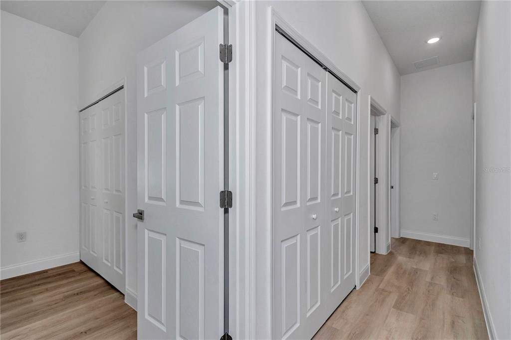 For Sale: $308,000 (4 beds, 2 baths, 1816 Square Feet)