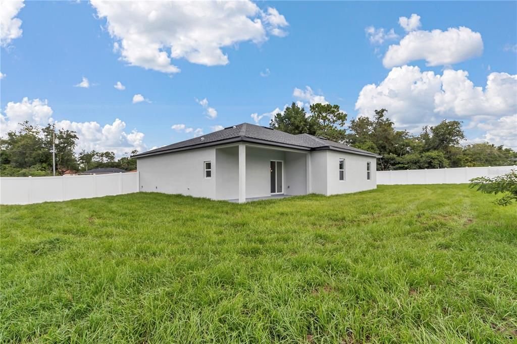 For Sale: $308,000 (4 beds, 2 baths, 1816 Square Feet)