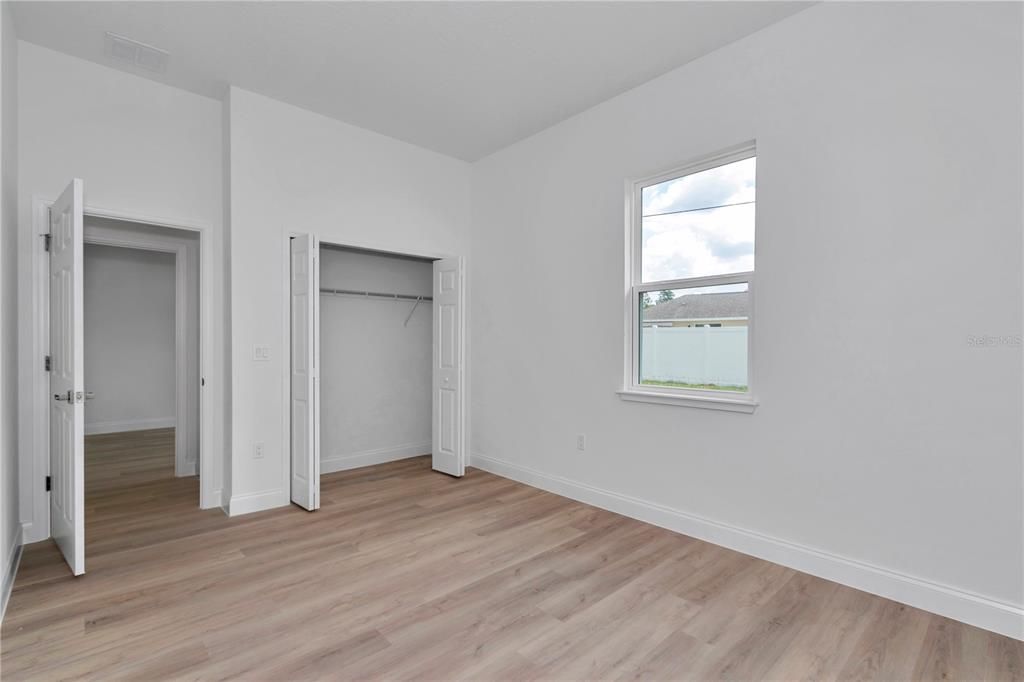 For Sale: $308,000 (4 beds, 2 baths, 1816 Square Feet)