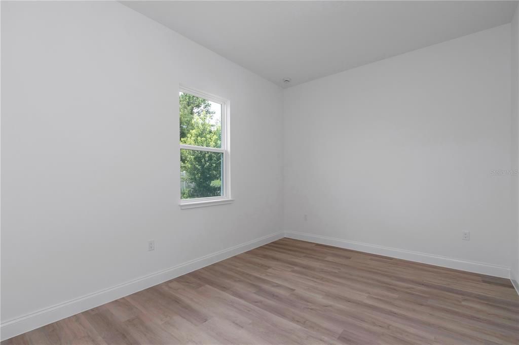For Sale: $308,000 (4 beds, 2 baths, 1816 Square Feet)