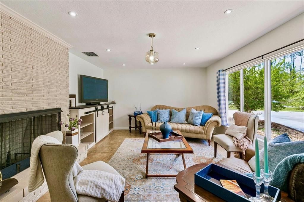 Active With Contract: $545,000 (3 beds, 2 baths, 2446 Square Feet)
