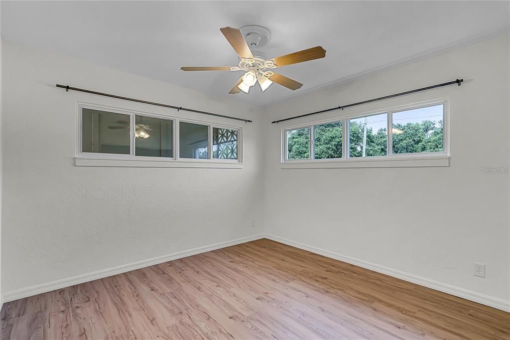 Active With Contract: $545,000 (3 beds, 2 baths, 2446 Square Feet)