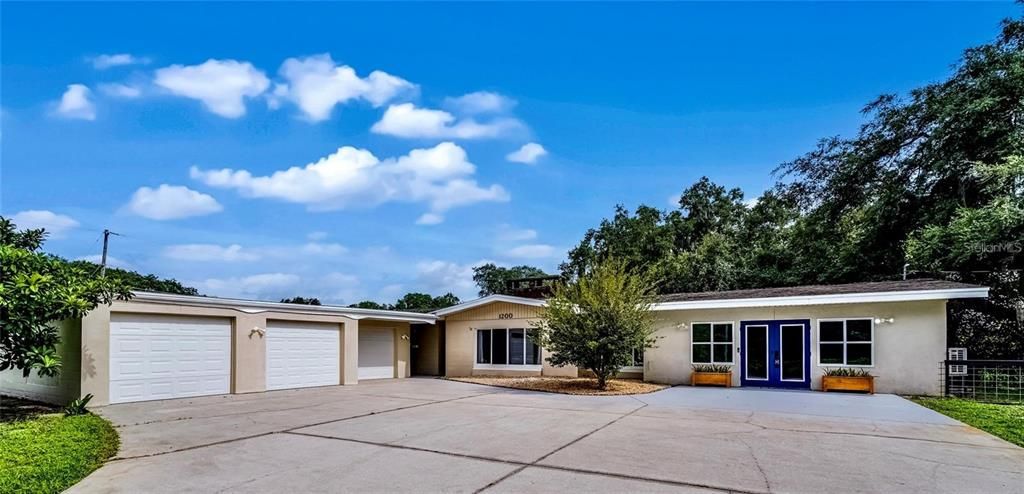 Active With Contract: $545,000 (3 beds, 2 baths, 2446 Square Feet)