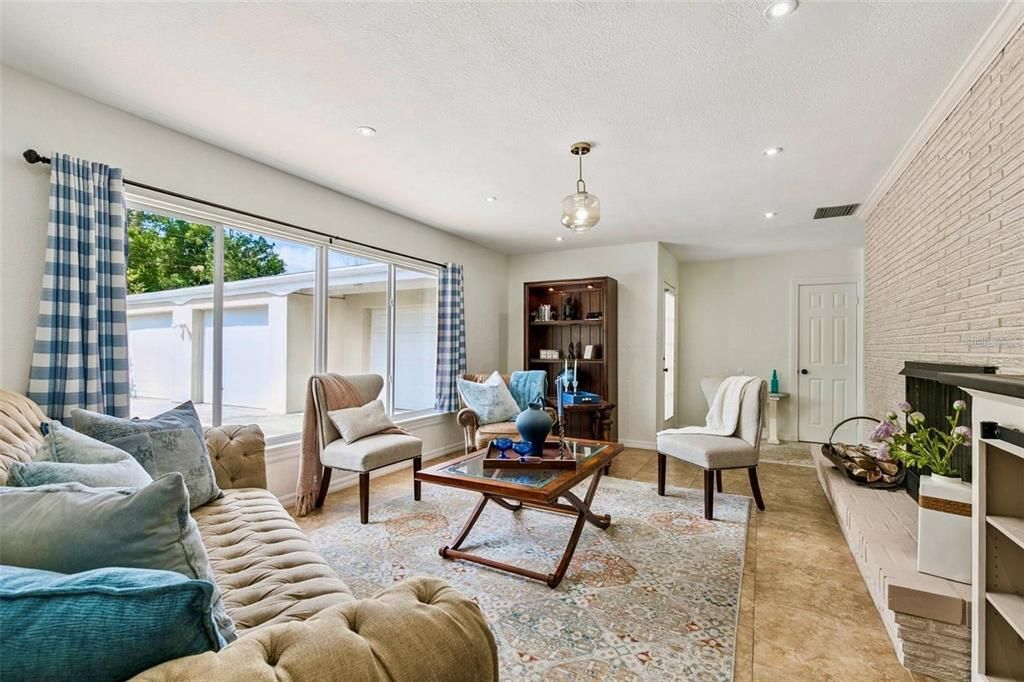 Active With Contract: $545,000 (3 beds, 2 baths, 2446 Square Feet)