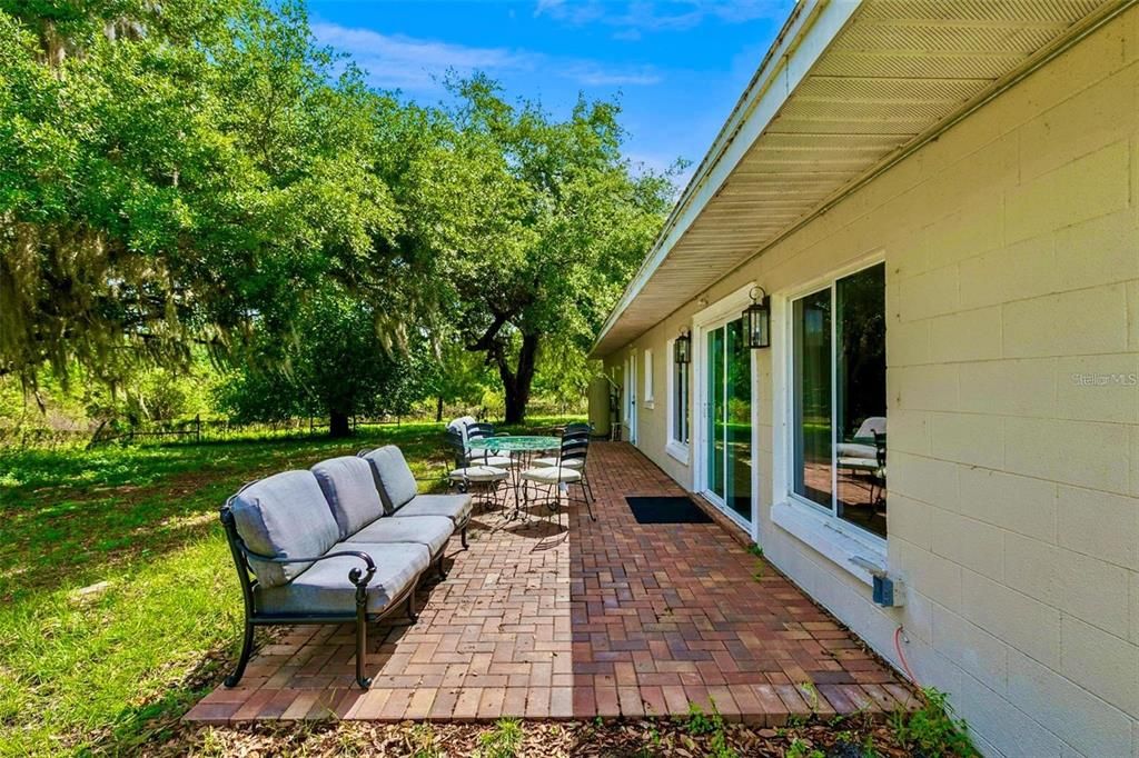 Active With Contract: $545,000 (3 beds, 2 baths, 2446 Square Feet)