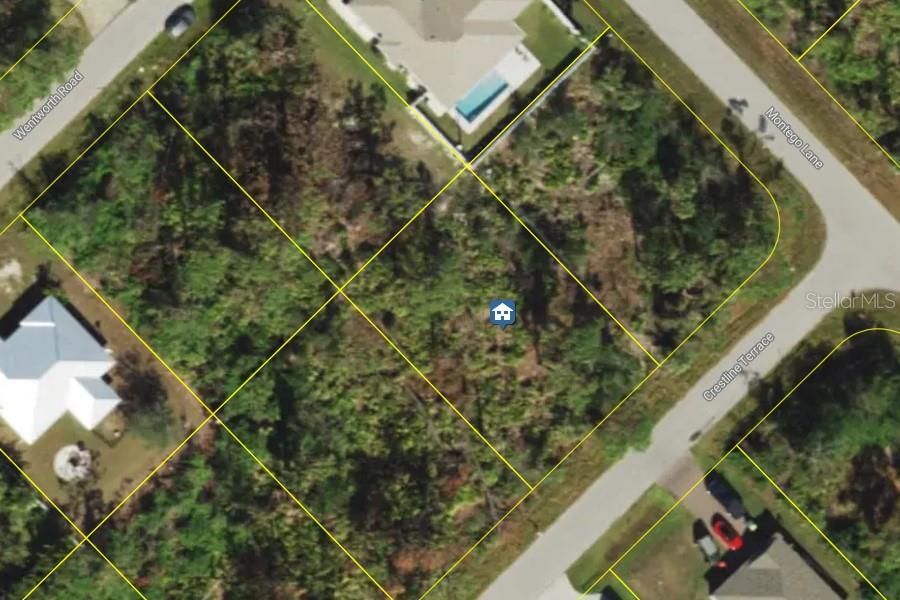 На продажу: $24,000 (0.23 acres)