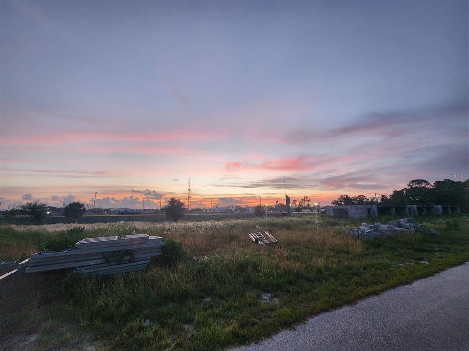 На продажу: $35,000 (0.25 acres)