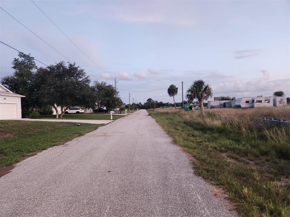 На продажу: $35,000 (0.25 acres)