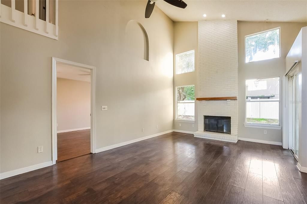 For Sale: $419,000 (4 beds, 2 baths, 1730 Square Feet)