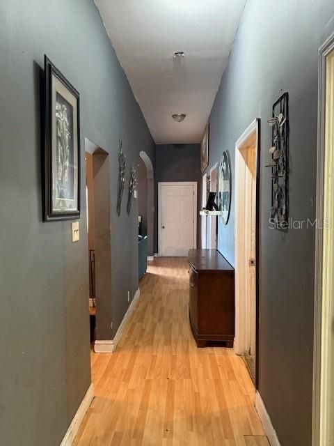 En Venta: $325,000 (4 camas, 2 baños, 2096 Pies cuadrados)