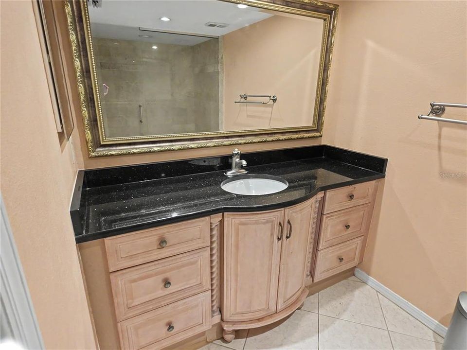 На продажу: $275,000 (3 спален, 3 ванн, 1749 Квадратных фут)