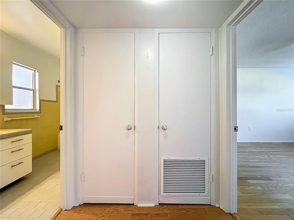 For Rent: $2,200 (1 beds, 1 baths, 673 Square Feet)