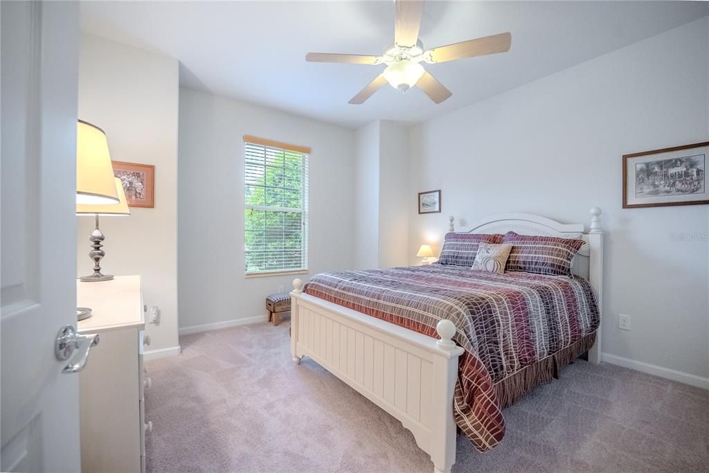 For Sale: $302,203 (2 beds, 2 baths, 1626 Square Feet)
