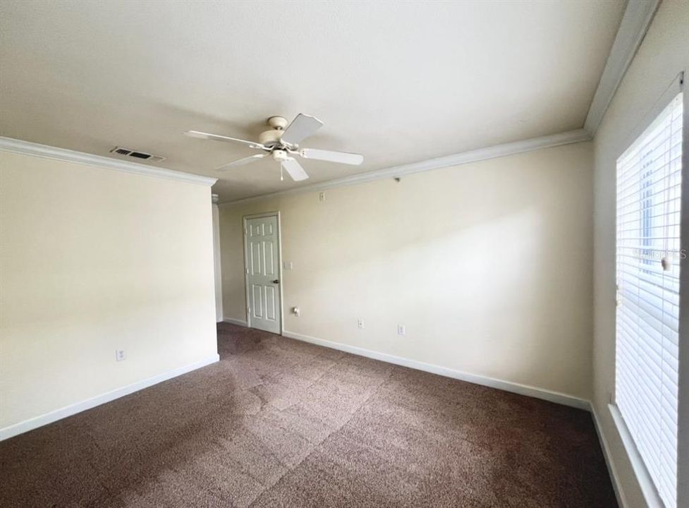 В аренду: $1,695 (2 спален, 2 ванн, 1133 Квадратных фут)