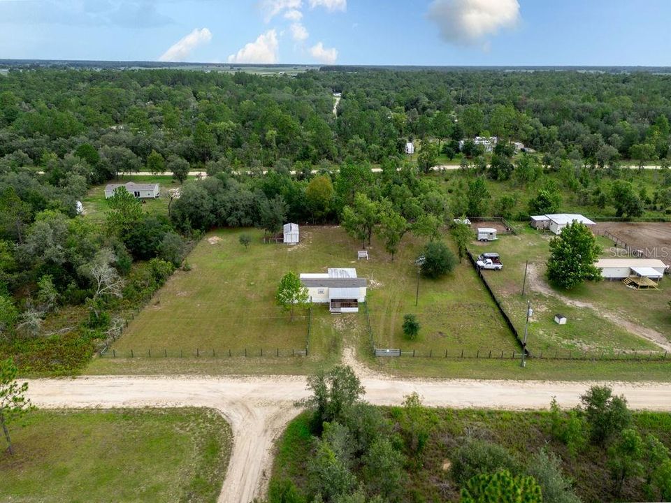 На продажу: $184,500 (2 спален, 1 ванн, 728 Квадратных фут)