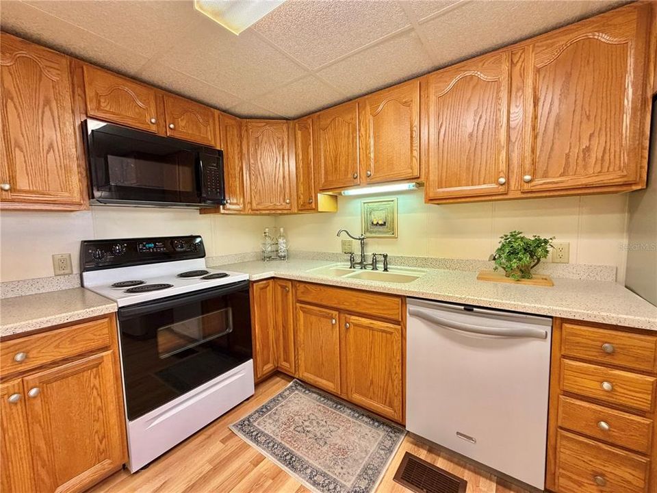 En Venta: $149,000 (2 camas, 2 baños, 1434 Pies cuadrados)