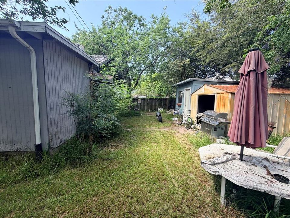 Activo con contrato: $165,000 (2 camas, 1 baños, 912 Pies cuadrados)