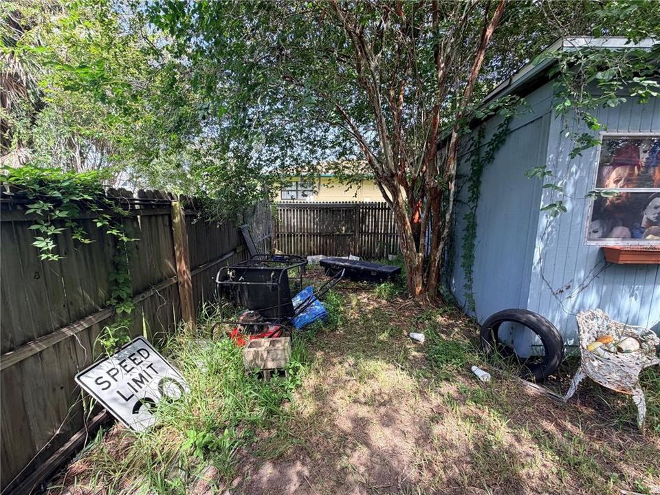 Activo con contrato: $165,000 (2 camas, 1 baños, 912 Pies cuadrados)