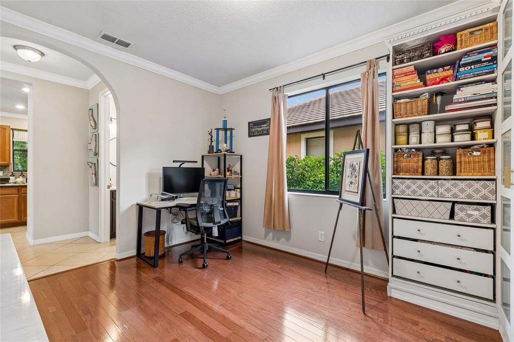 En Venta: $650,000 (4 camas, 2 baños, 3030 Pies cuadrados)