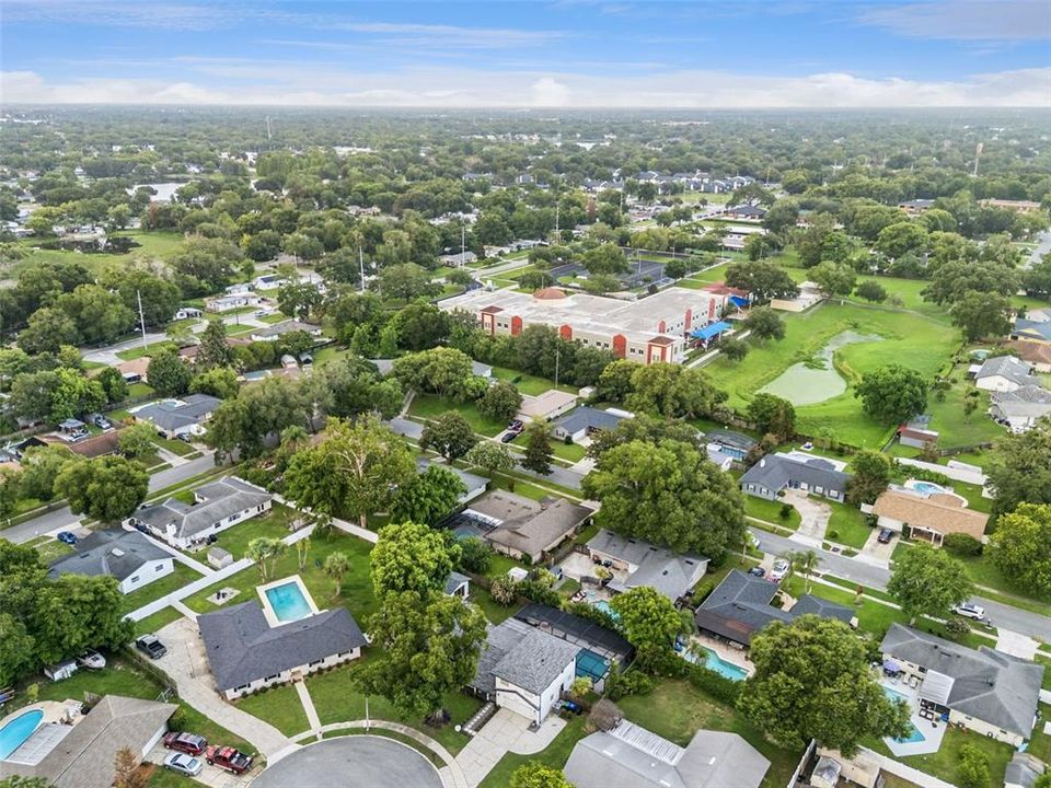 На продажу: $699,900 (5 спален, 3 ванн, 2732 Квадратных фут)