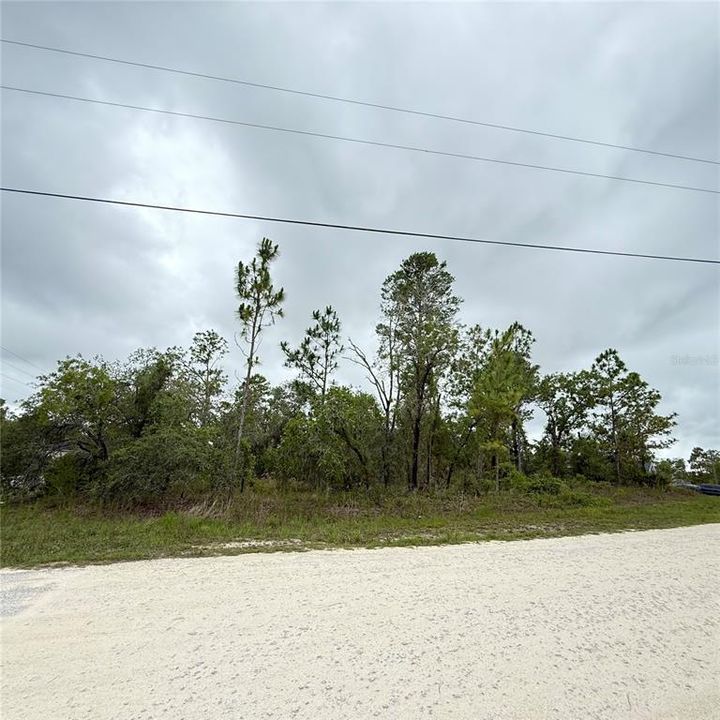 En Venta: $70,000 (0.93 acres)