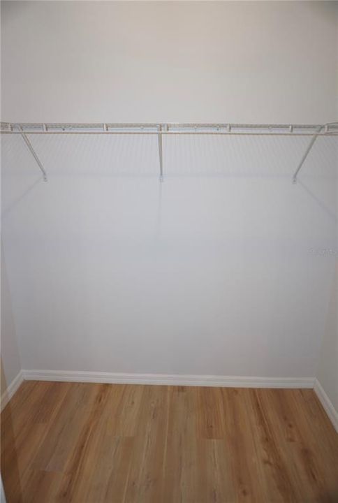 For Sale: $279,000 (3 beds, 2 baths, 1392 Square Feet)