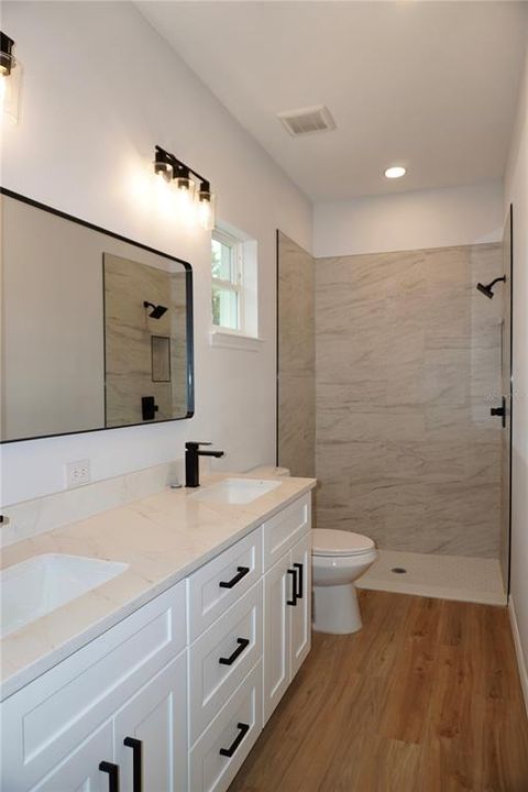 For Sale: $279,000 (3 beds, 2 baths, 1392 Square Feet)