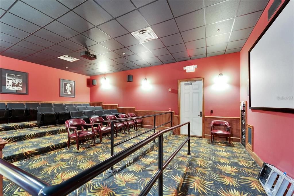 На продажу: $187,000 (0.08 acres)