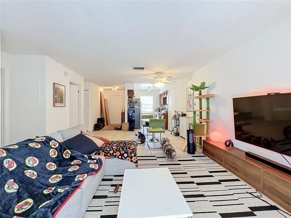 Active With Contract: $1,139,000 (12 beds, 0 baths, 5766 Square Feet)