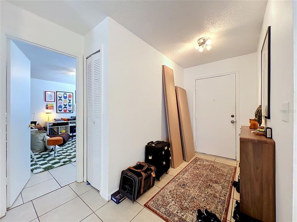 Active With Contract: $1,139,000 (12 beds, 0 baths, 5766 Square Feet)