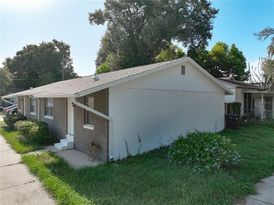 Active With Contract: $1,139,000 (12 beds, 0 baths, 5766 Square Feet)