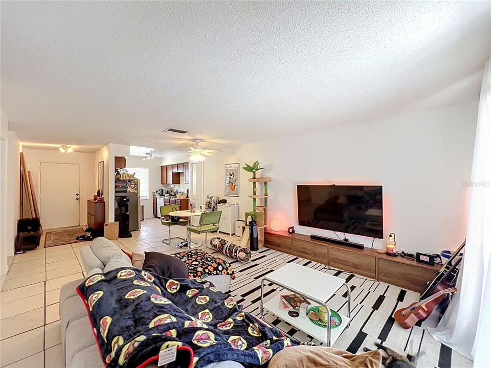 Active With Contract: $1,139,000 (12 beds, 0 baths, 5766 Square Feet)