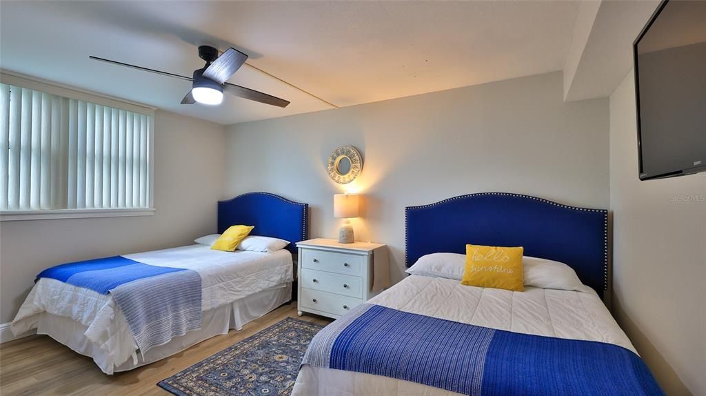 В аренду: $4,500 (2 спален, 2 ванн, 1200 Квадратных фут)