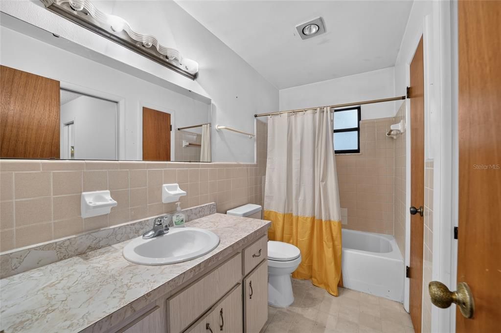 En Venta: $230,000 (2 camas, 2 baños, 1080 Pies cuadrados)