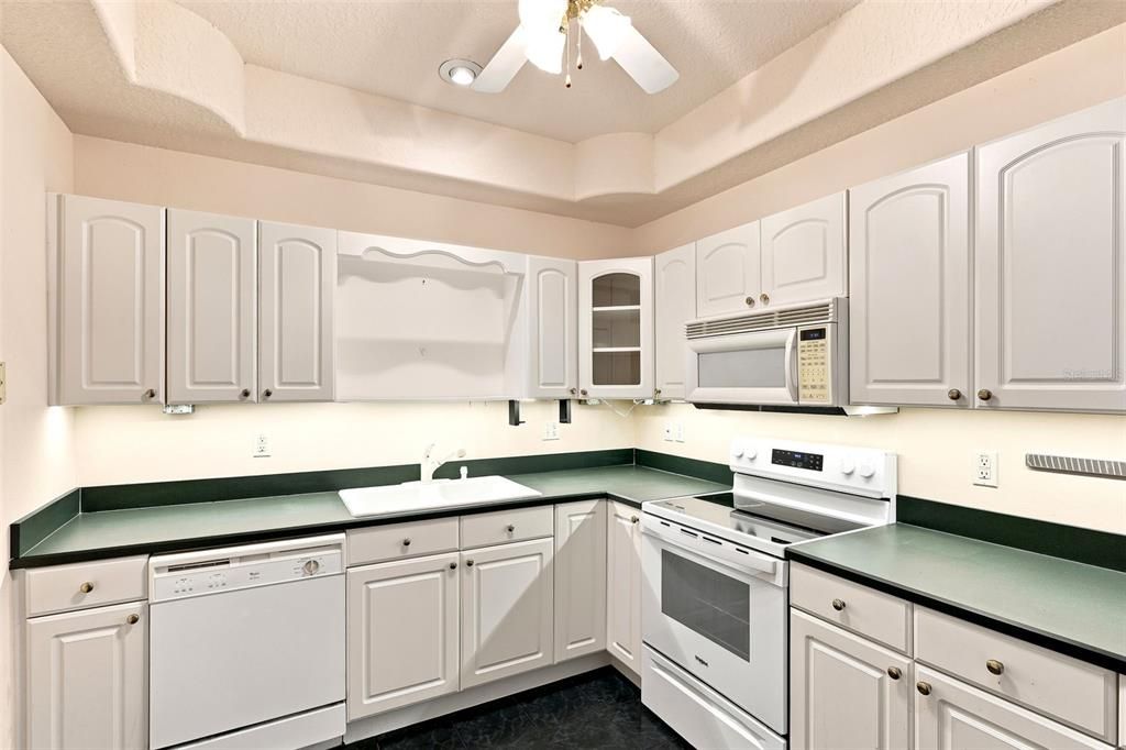 En Venta: $266,900 (3 camas, 2 baños, 1799 Pies cuadrados)