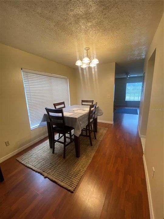 For Rent: $2,000 (3 beds, 2 baths, 1368 Square Feet)
