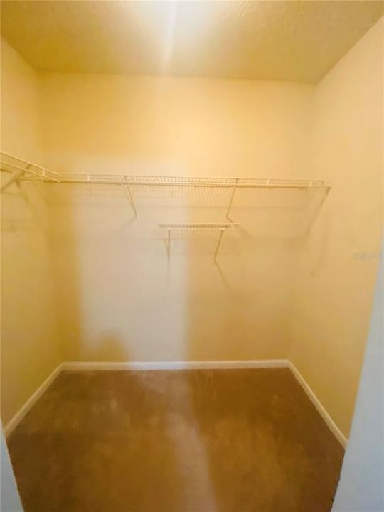For Rent: $2,000 (3 beds, 2 baths, 1368 Square Feet)