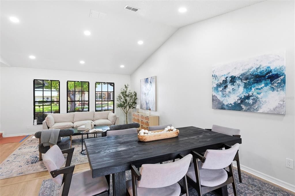 Activo con contrato: $479,000 (3 camas, 2 baños, 1964 Pies cuadrados)