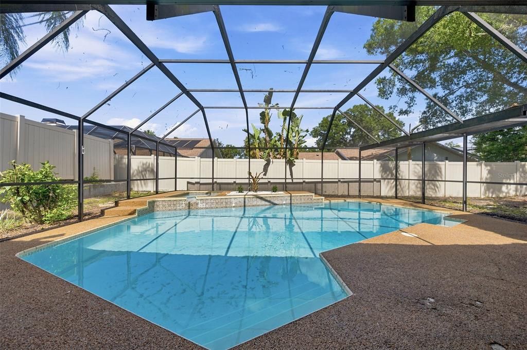 Activo con contrato: $479,000 (3 camas, 2 baños, 1964 Pies cuadrados)