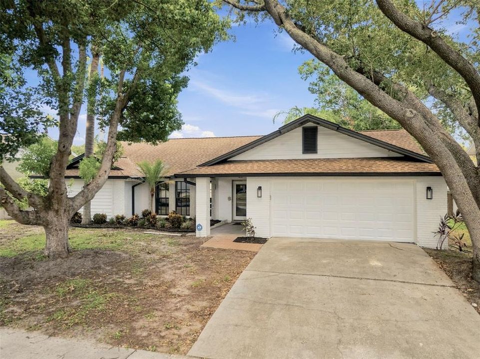 Activo con contrato: $479,000 (3 camas, 2 baños, 1964 Pies cuadrados)