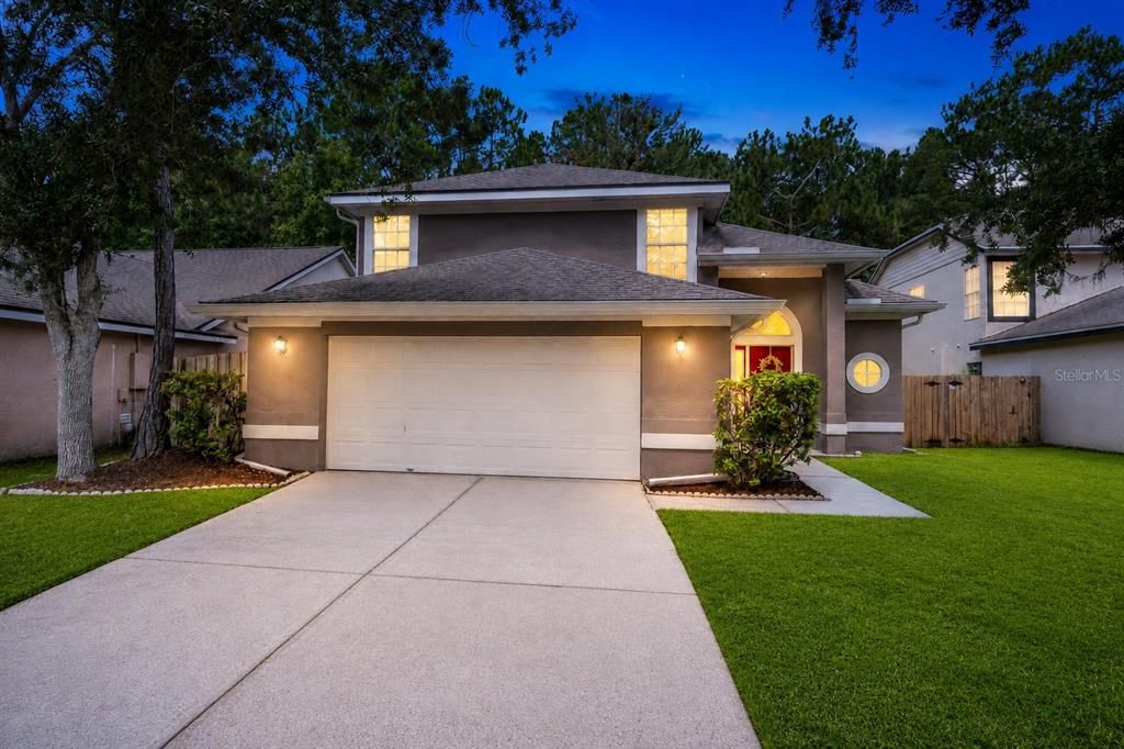 На продажу: $394,999 (3 спален, 2 ванн, 1403 Квадратных фут)