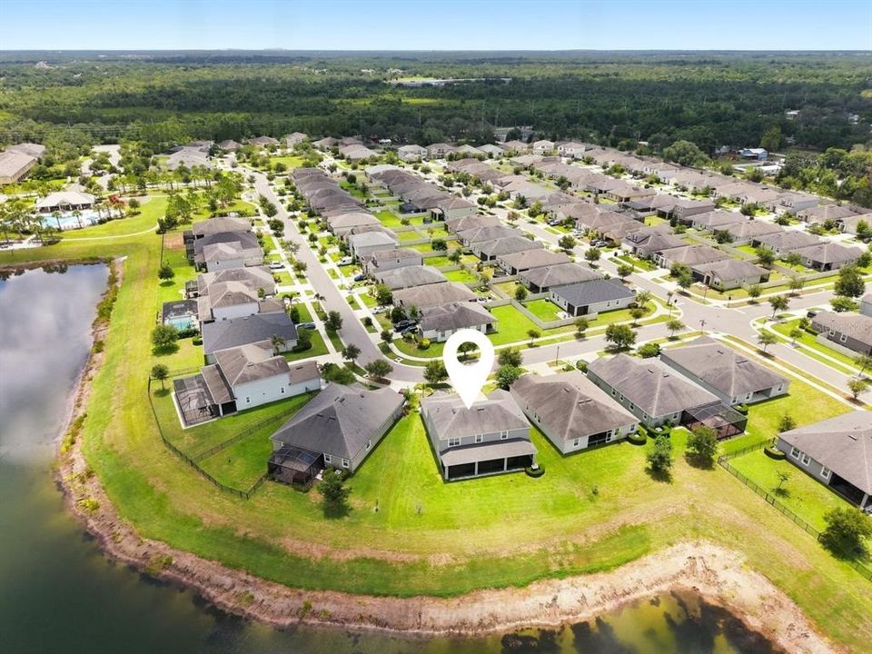 En Venta: $559,900 (4 camas, 2 baños, 3047 Pies cuadrados)