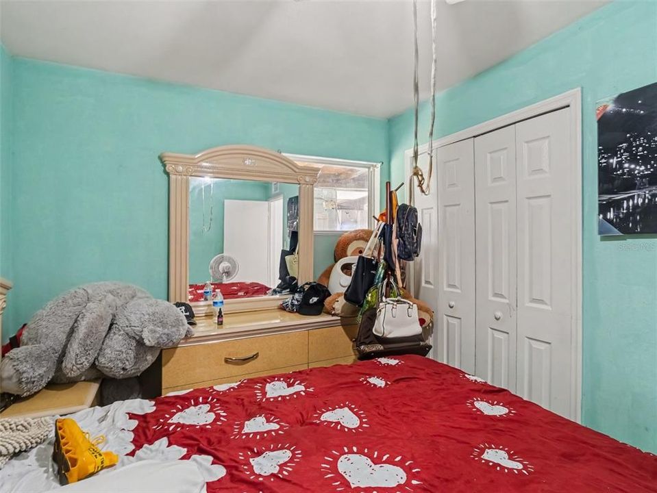 На продажу: $299,999 (3 спален, 2 ванн, 1575 Квадратных фут)