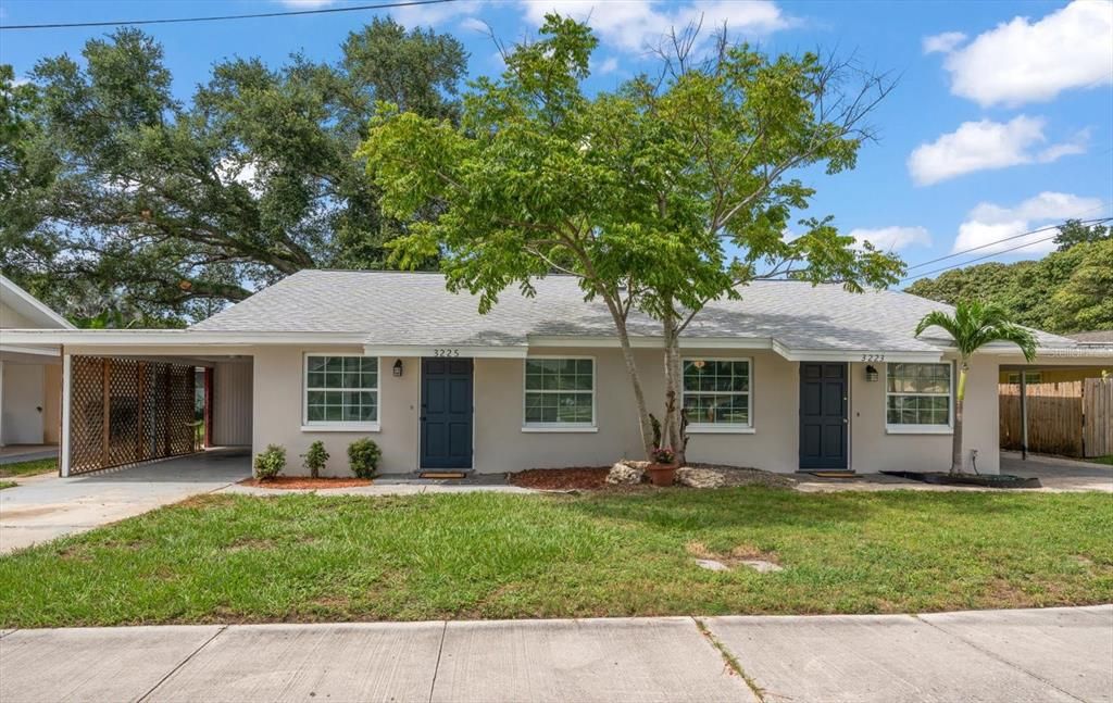 En Venta: $449,000 (4 camas, 0 baños, 1980 Pies cuadrados)