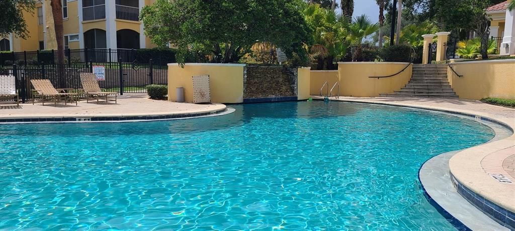 En Venta: $199,900 (2 camas, 2 baños, 1111 Pies cuadrados)